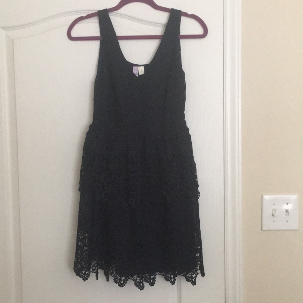 NWT navy lace dress from Francesca’s sz S